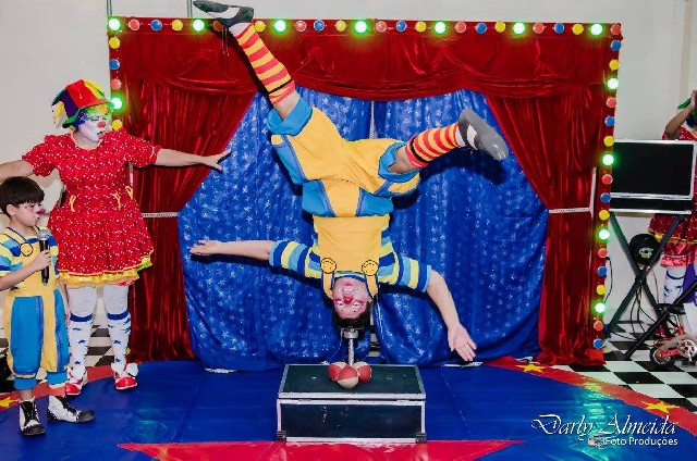 Foto 1 - Mundo encantado do circo